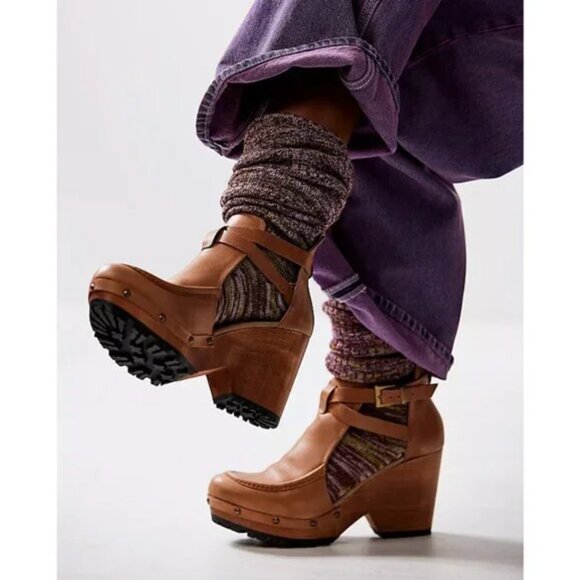 FREE PEOPLE (new in box) Salida Clog / Hazelnut Leather - 7 - Picture 3 of 16
